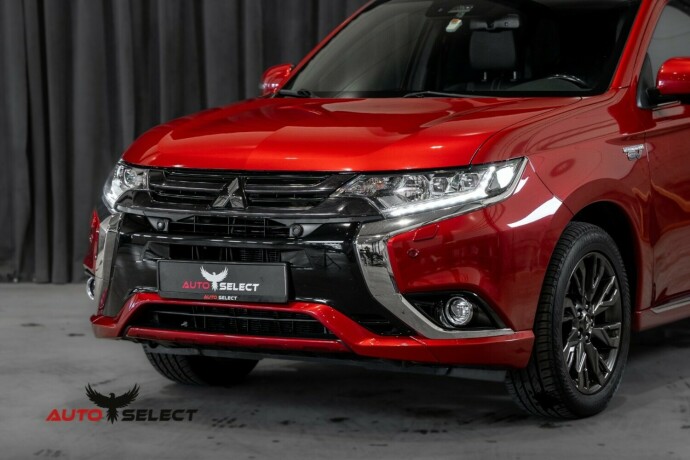 mitsubishi-outlander-elektrisitetbensin-2017-big-6