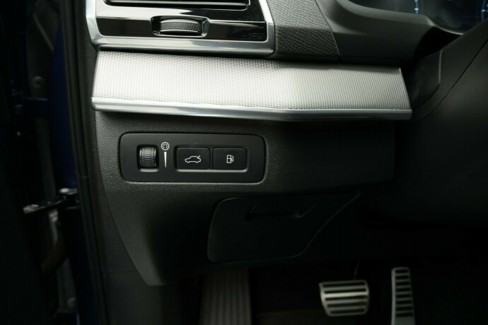 volvo-xc-90-elektrisitetbensin-2018-big-34