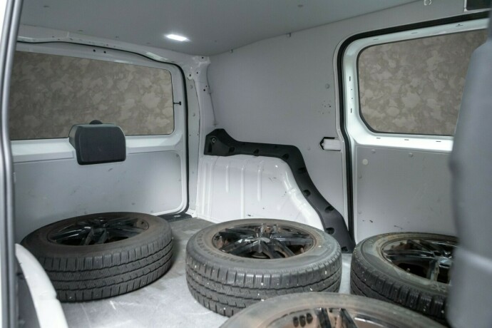 volkswagen-caddy-maxi-diesel-2021-big-23