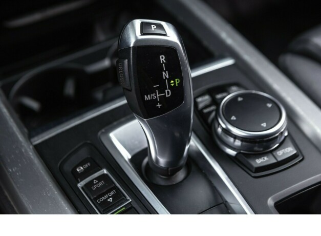 bmw-x5-elektrisitetbensin-2016-big-17