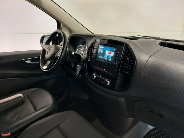 mercedes-benz-vito-diesel-2023-big-22