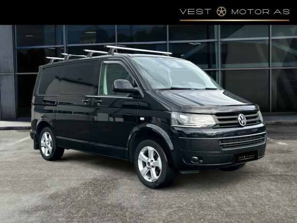 volkswagen-transporter-diesel-2015-big-0