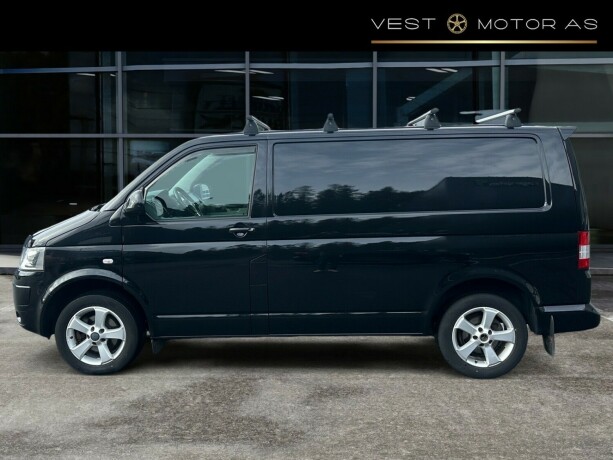 volkswagen-transporter-diesel-2015-big-3