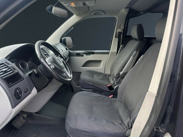 volkswagen-transporter-diesel-2015-big-8