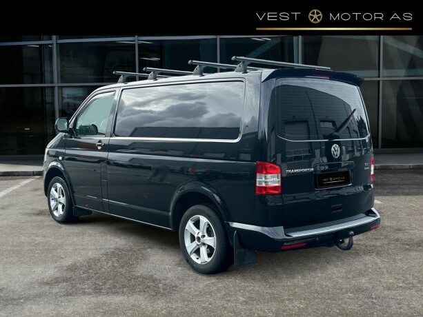 volkswagen-transporter-diesel-2015-big-7