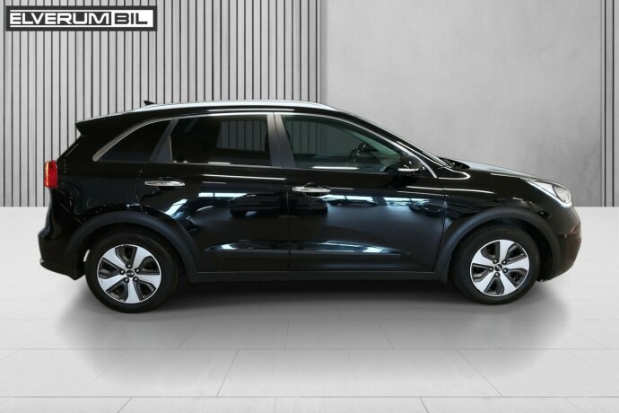 kia-niro-elektrisitetbensin-2017-big-10