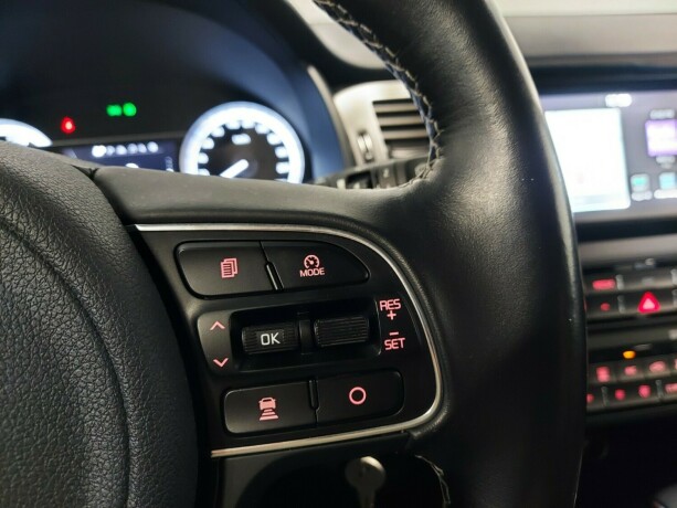 kia-niro-elektrisitetbensin-2017-big-30