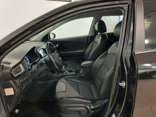 kia-niro-elektrisitetbensin-2017-big-15
