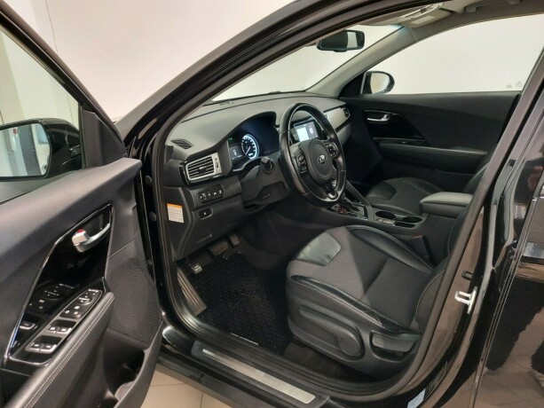 kia-niro-elektrisitetbensin-2017-big-14