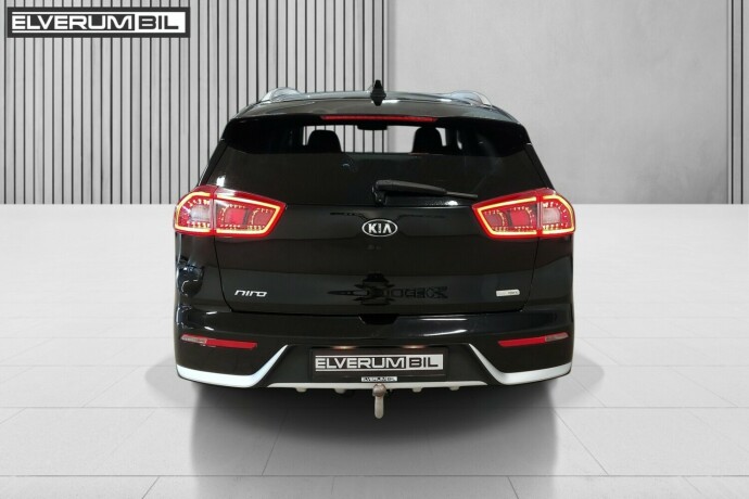 kia-niro-elektrisitetbensin-2017-big-6