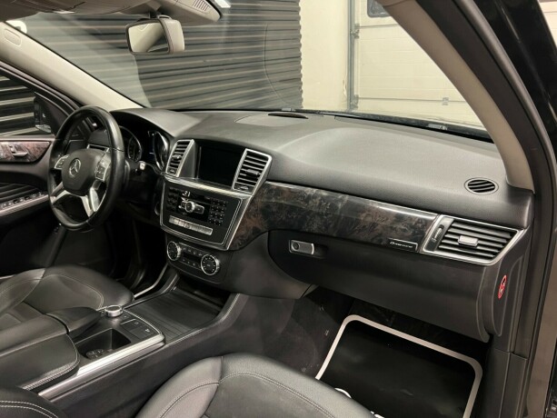 mercedes-benz-250-diesel-2012-big-10