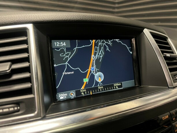 mercedes-benz-250-diesel-2012-big-14
