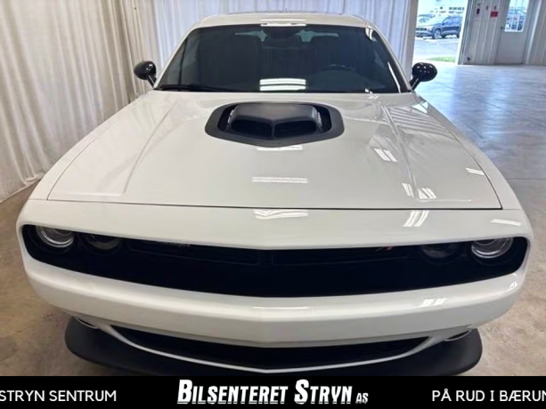 dodge-challenger-bensin-2016-big-5