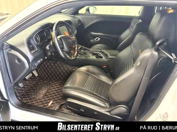 dodge-challenger-bensin-2016-big-7