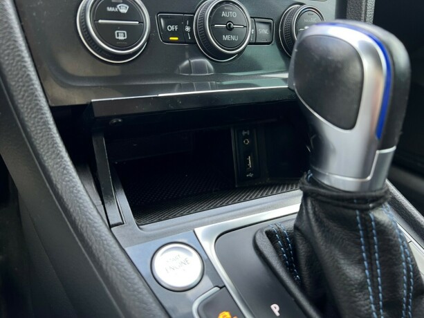 volkswagen-e-golf-vii-elektrisitet-2018-big-22