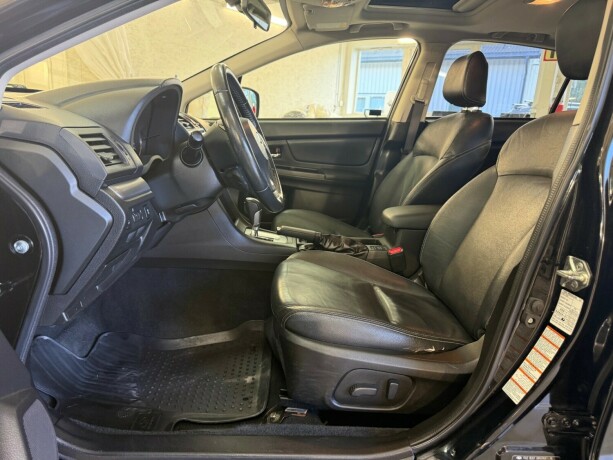 subaru-xv-bensin-2013-big-19