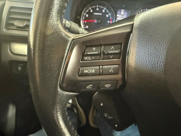 subaru-xv-bensin-2013-big-31