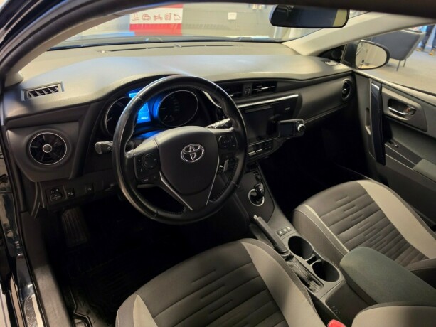 toyota-auris-elektrisitetbensin-2016-big-17