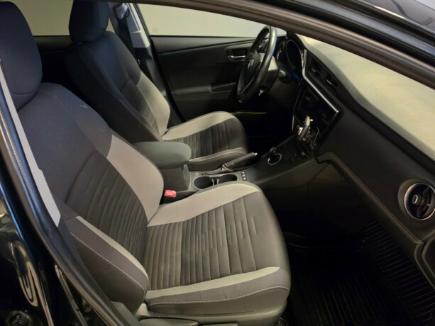 toyota-auris-elektrisitetbensin-2016-big-13