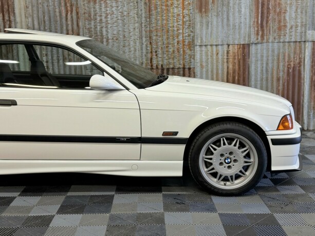 bmw-m3-bensin-1995-big-2