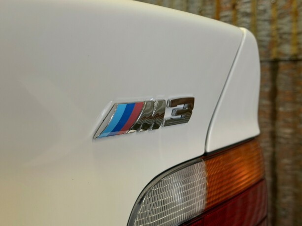 bmw-m3-bensin-1995-big-16