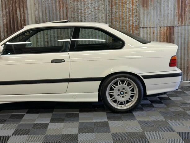bmw-m3-bensin-1995-big-11