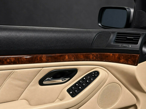 bmw-520i-bensin-2003-big-15