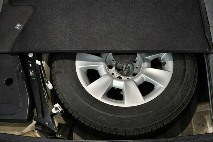 bmw-520i-bensin-2003-big-20