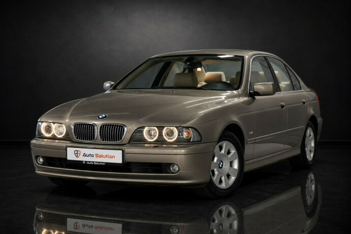 bmw-520i-bensin-2003-big-0