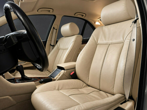 bmw-520i-bensin-2003-big-5