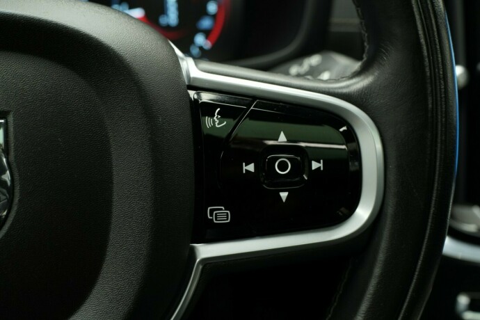 volvo-v60-diesel-2019-big-39