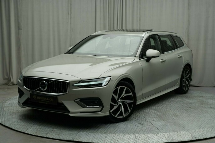 volvo-v60-diesel-2019-big-0
