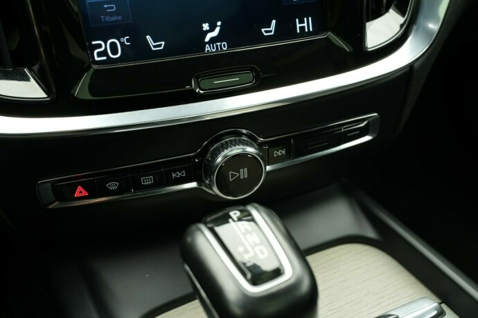 volvo-v60-diesel-2019-big-61