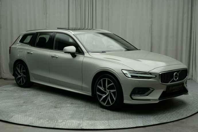 volvo-v60-diesel-2019-big-3