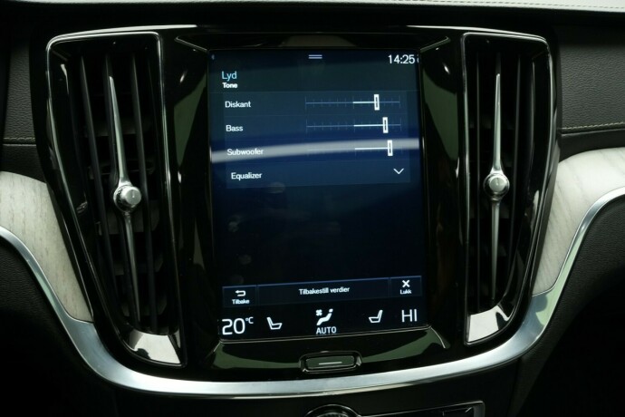 volvo-v60-diesel-2019-big-53