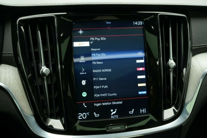 volvo-v60-diesel-2019-big-50