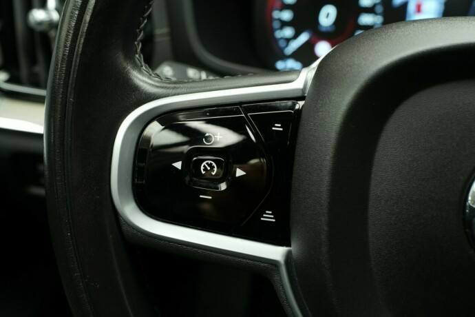 volvo-v60-diesel-2019-big-37