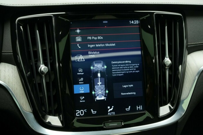 volvo-v60-diesel-2019-big-56
