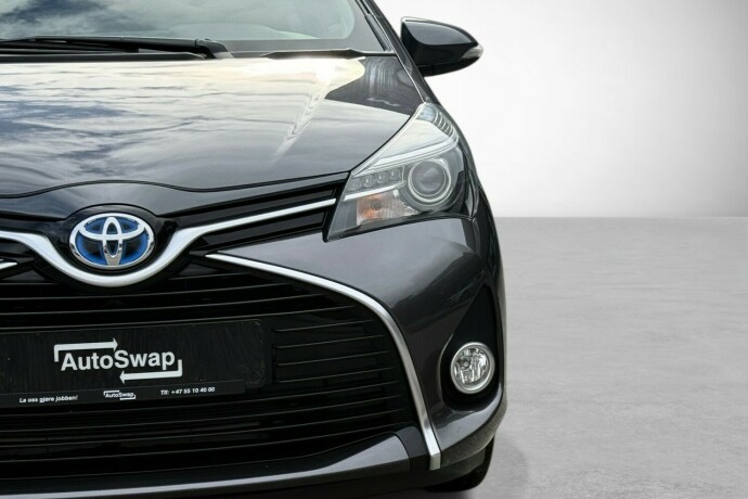 toyota-yaris-elektrisitetbensin-2016-big-4
