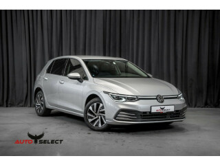 Volkswagen | Golf VIII | Elektrisitet+bensin | 2021