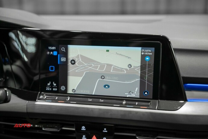 volkswagen-golf-viii-elektrisitetbensin-2021-big-31