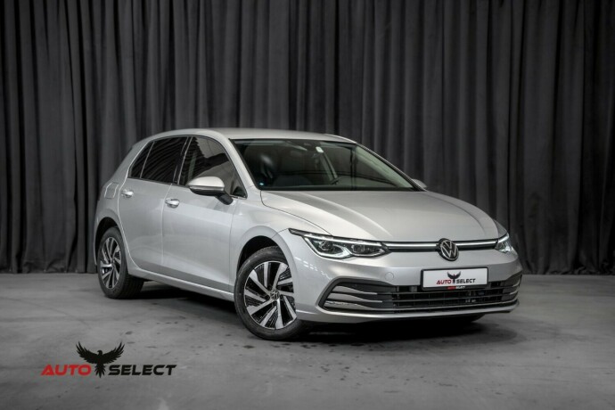 volkswagen-golf-viii-elektrisitetbensin-2021-big-0