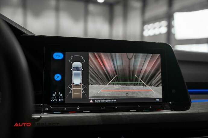 volkswagen-golf-viii-elektrisitetbensin-2021-big-30