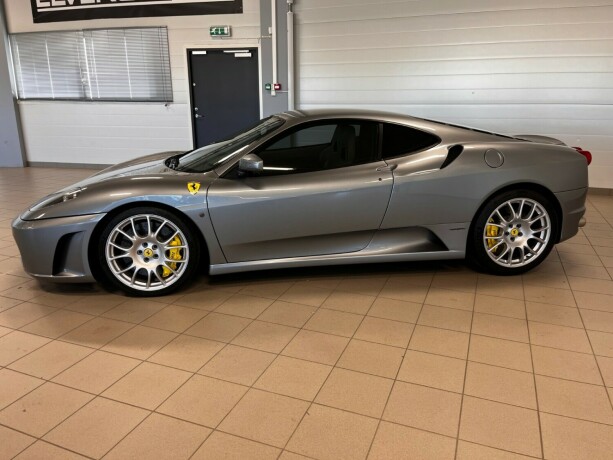 ferrari-430-bensin-2005-big-51