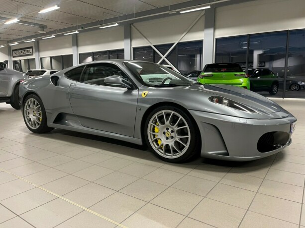 ferrari-430-bensin-2005-big-40