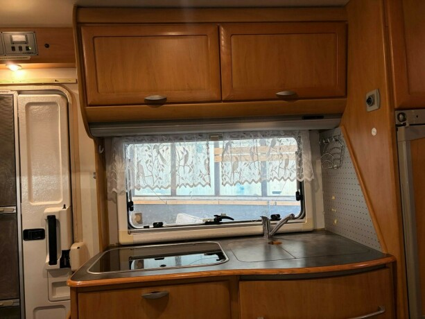 hymer-b644-28-jtd-127hk-turbo-tverrstilt-senkeseng-god-nyttelast-truma-kombi-tilstandsrapport-diesel-2003-big-38