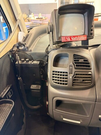 hymer-b644-28-jtd-127hk-turbo-tverrstilt-senkeseng-god-nyttelast-truma-kombi-tilstandsrapport-diesel-2003-big-17