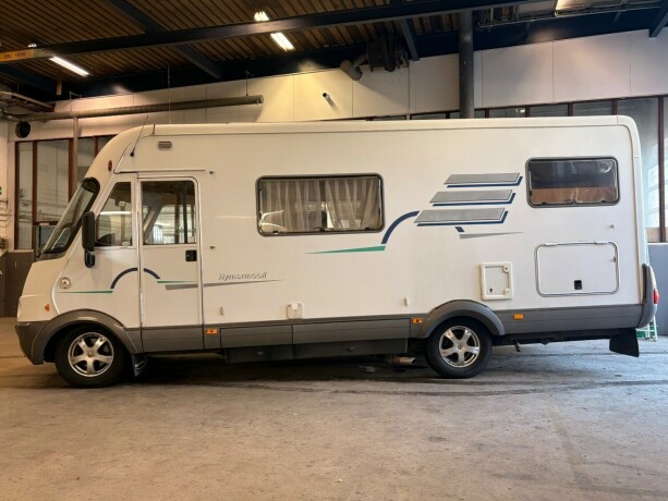 hymer-b644-28-jtd-127hk-turbo-tverrstilt-senkeseng-god-nyttelast-truma-kombi-tilstandsrapport-diesel-2003-big-5