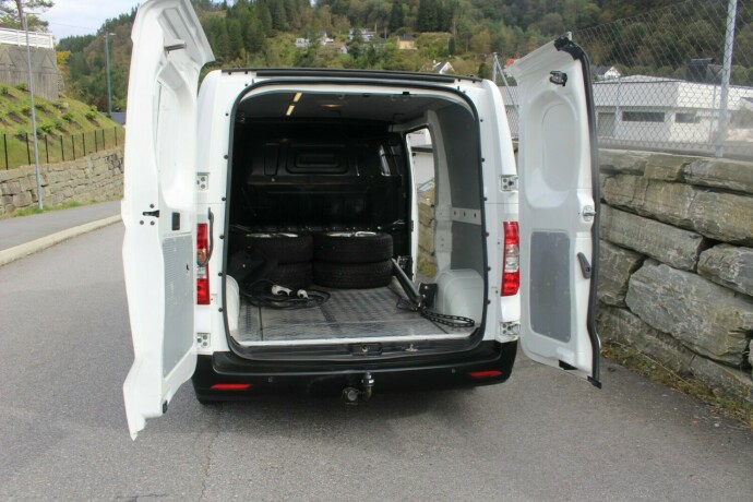 maxus-e-deliver-3-elektrisitet-2021-big-5