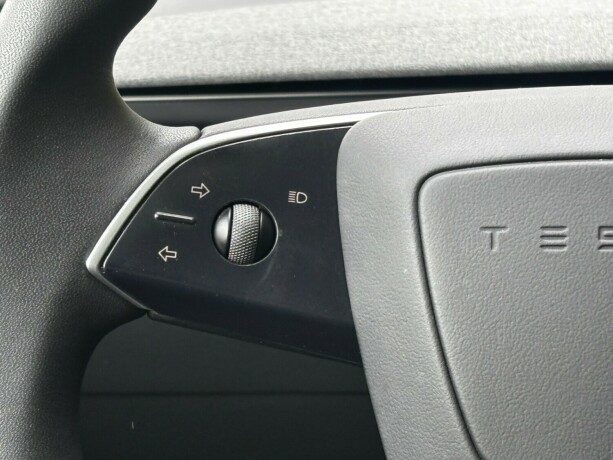 tesla-model-3-elektrisitet-2024-big-38